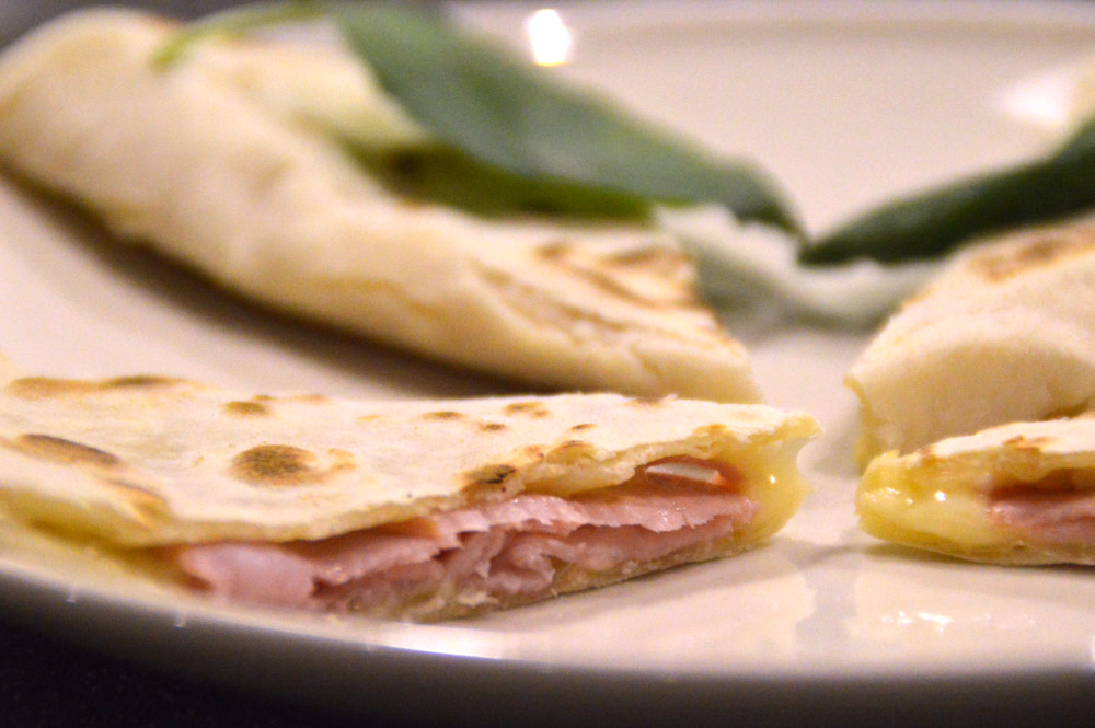 Schneller Snack: Schinken-Käse-Ecken