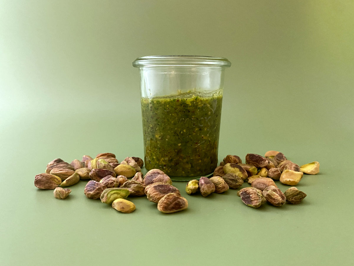 Pistazien-Pesto selber machen: Die leckere Alternative zu Pesto alla Genovese