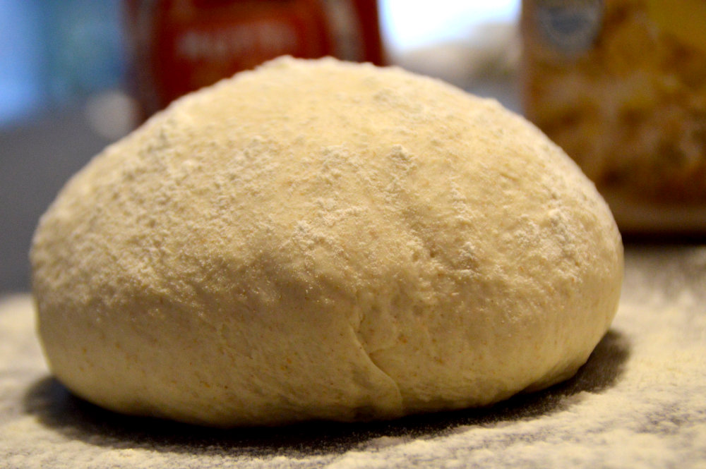 Einfacher Pizzateig mit Trockenhefe - direkte Teigführung 